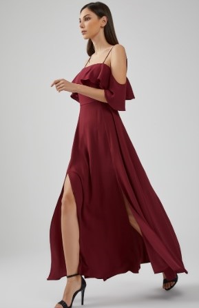 Yırtmaçlı Uzun Elbise