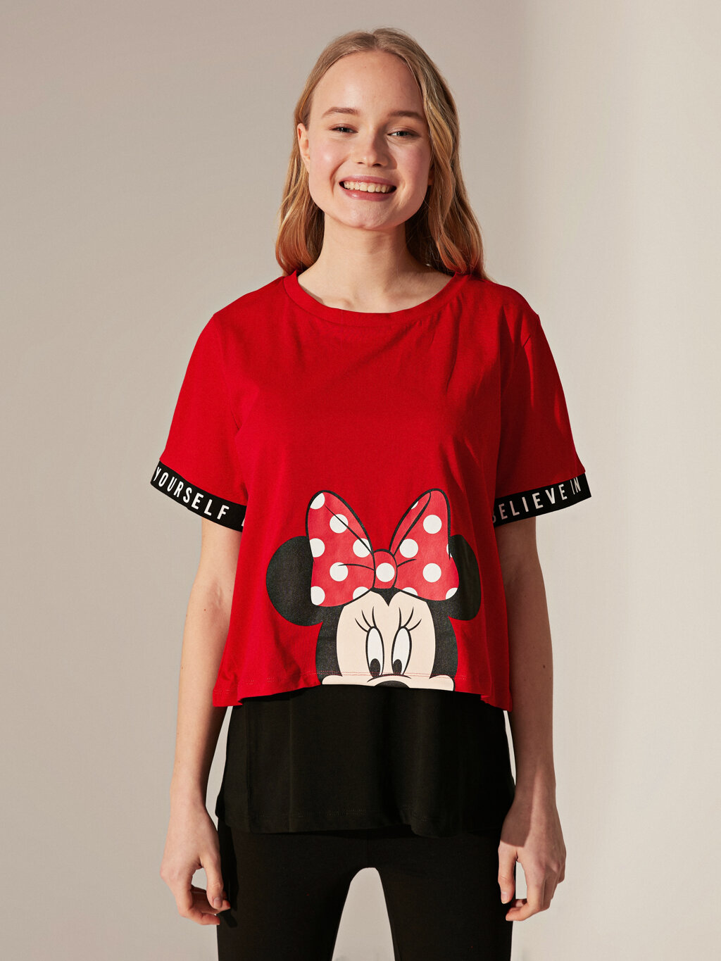 Minnie Mouse Baskılı Pamuklu Tişört Ve Atlet