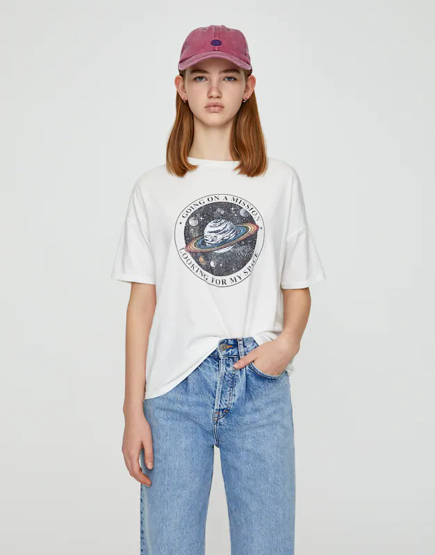 Satürn görselli t-shirt